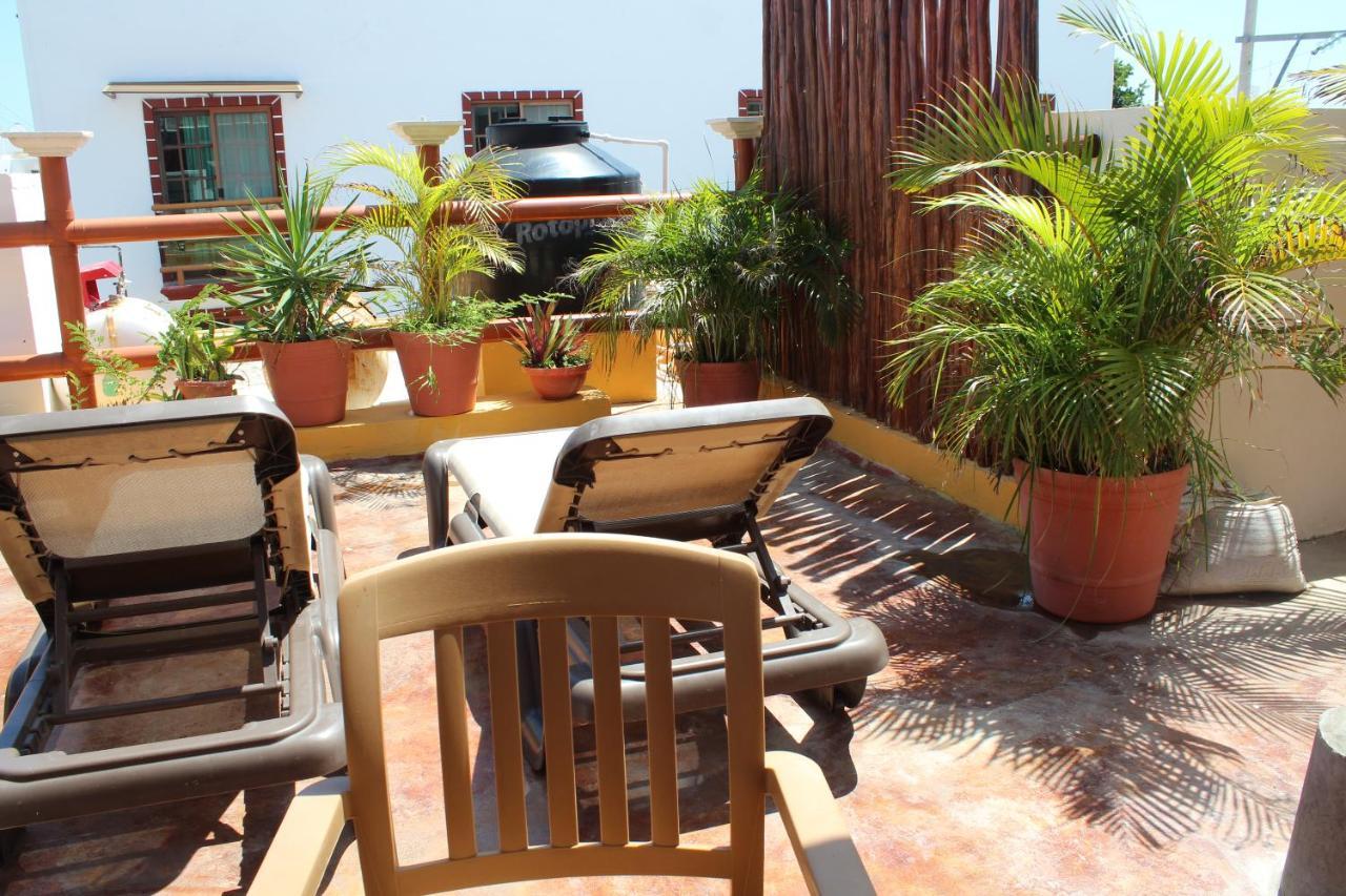 Cande'S Apartments Isla Mujeres Exterior photo