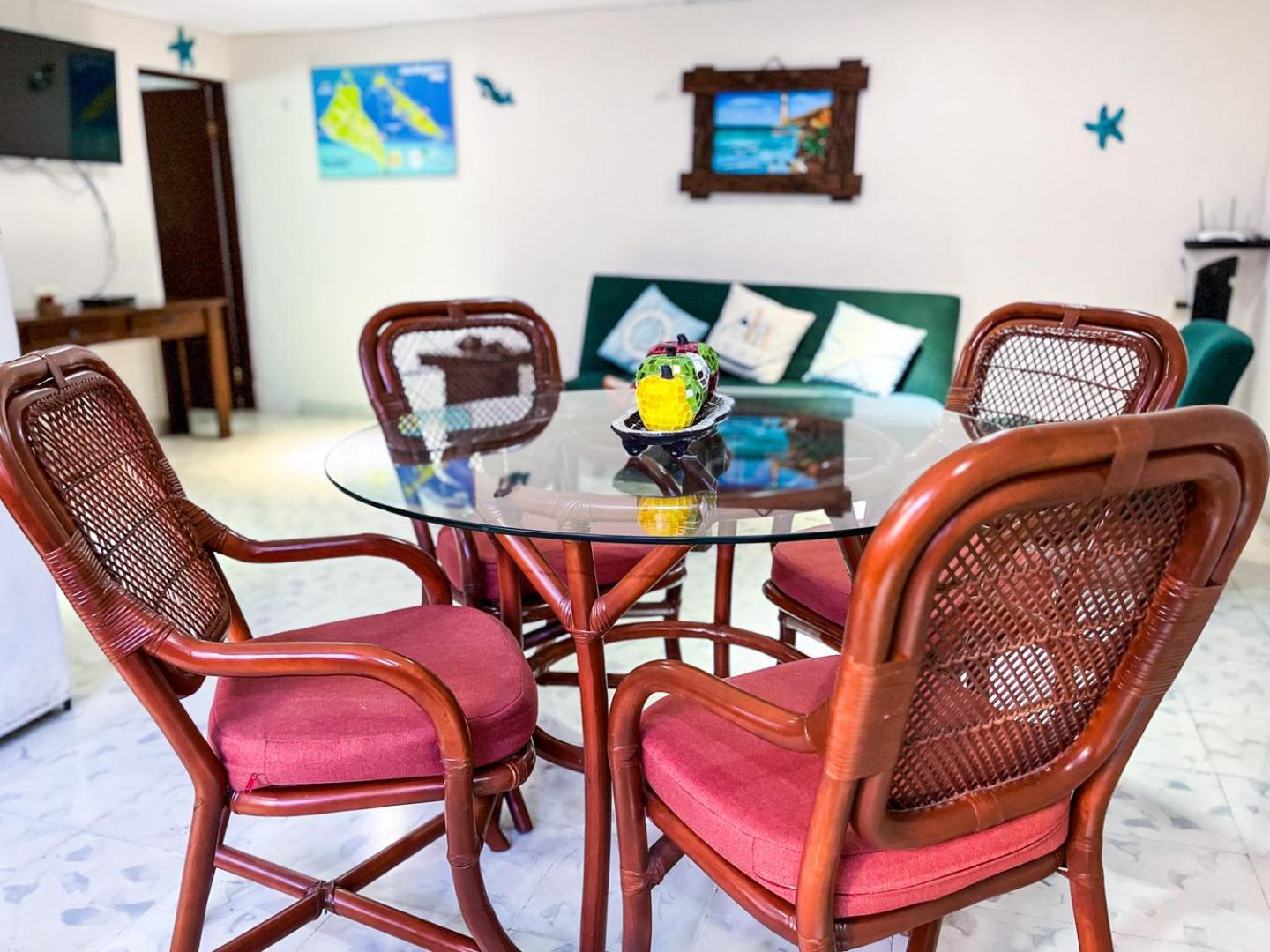 Cande'S Apartments Isla Mujeres Exterior photo